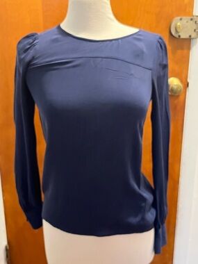 J.CREW Women's Blue Long Sleeve Silk Pullover Blouse. Size 00. Pre-Owned